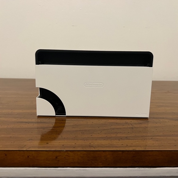 Nintendo Switch Oled Dock Only - Picture 4 of 4
